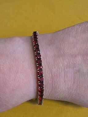 Mozambique Garnet Silver Tennis Bracelet w/Vibrant Red Stones Set In 925 Silver